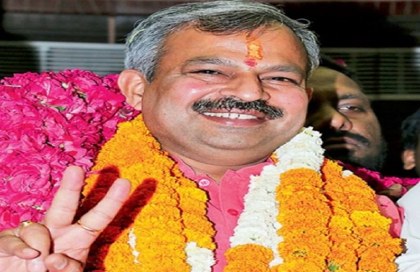 आदेश गुप्ता एक साल पहले तक नॉर्थ एमसीडी के मेयर रह चुके हैं। 
