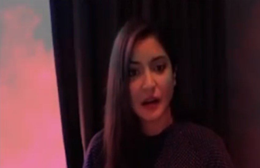 अनुष्का शर्मा के घर में डरावनी परछाई