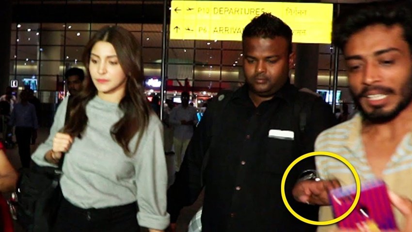 साल 2018 की कुछ मीडिया रिपोर्ट्स में बताया गया है कि अनुष्का शर्मा अपने बॉडीगार्ड को 1.2 करोड़ रुपए सालाना देती हैं। हालांकि अब कितनी सैलरी है इसके बारे में कहीं कोई जानकारी नहीं है।