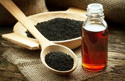 कलौंजी का तेल इंसुलिन के स्तर को बढ़ाने में करता है मदद, Diabetes के मरीज जानें इस्तेमाल का तरीका