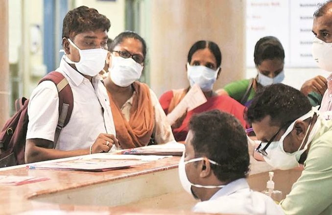 लॉकडाउन में आयुष्मान भारत स्कीम के तहत इलाज कराने वालों की संख्या 51 पर्सेंट तक घटी, जरूरी मेडिकल सेवाएं हुईं प्रभावित