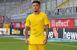 फुटबॉल के मैदान से भी अश्वेतों के खिलाफ हिंसा का विरोध, हैट्रिक के बाद दिग्गज खिलाड़ी ने मांगा जॉर्ज फ्लॉयड के लिए न्याय