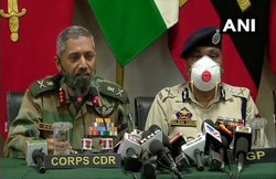 8 आतंकी ढेर! सेना की चेतावनी- हथियार उठाकर नुकसान पहुंचाया तो होगा यही अंजाम