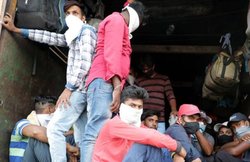 दो महीने में भारत में छिना 12.4 करोड़ लोगों का रोजगार, सैलरीड क्लास को अभी और लग सकते हैं झटके, हालात सुधरने में लगेगी देर