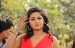 11 साल की उम्र में एक्टिंग की दुनिया में रखा था कदम, गुजरात की काजल राघवानी ऐसे बनीं भोजपुरी की स्टार…