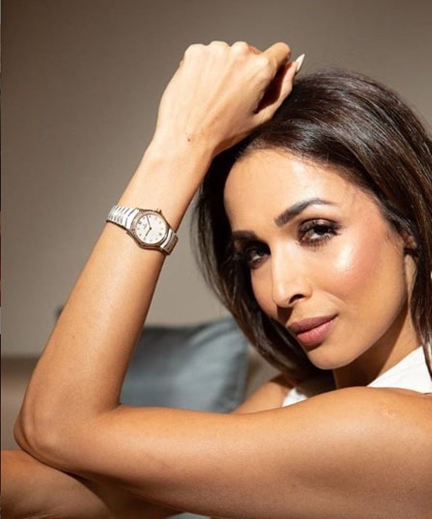 मलाइका अरोड़ा को भी फिल्म जगत में भेदभाव का शिकार होना पड़ा था। मलाइका ने बताया था कि, 'मैं जब यहां आई तो यहां काला, गोरा फैला हुआ था और मुझे हमेशा काले रंग वाली श्रेणी में रखा गया।'