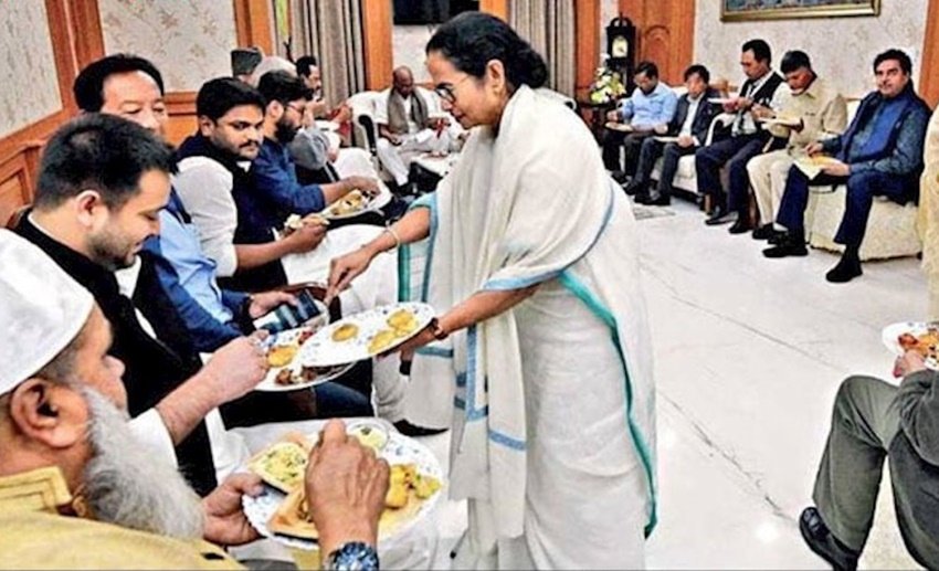 ममता बनर्जी को डीप फ्राइड पोटैटोज, जिसे कई जगहों पर आलू चाप भी कहा जाता है, बहुत पसंंद है।