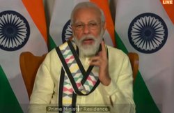 पीएम नरेंद्र मोदी ने की स्वदेशी अपनाने की अपील, ICC के इवेंट में कहा- 2022 तक भारत को बनाएंगे ‘आत्मनिर्भर’