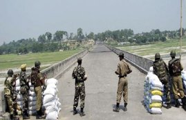 Nepal Border Police, India, River Embankment