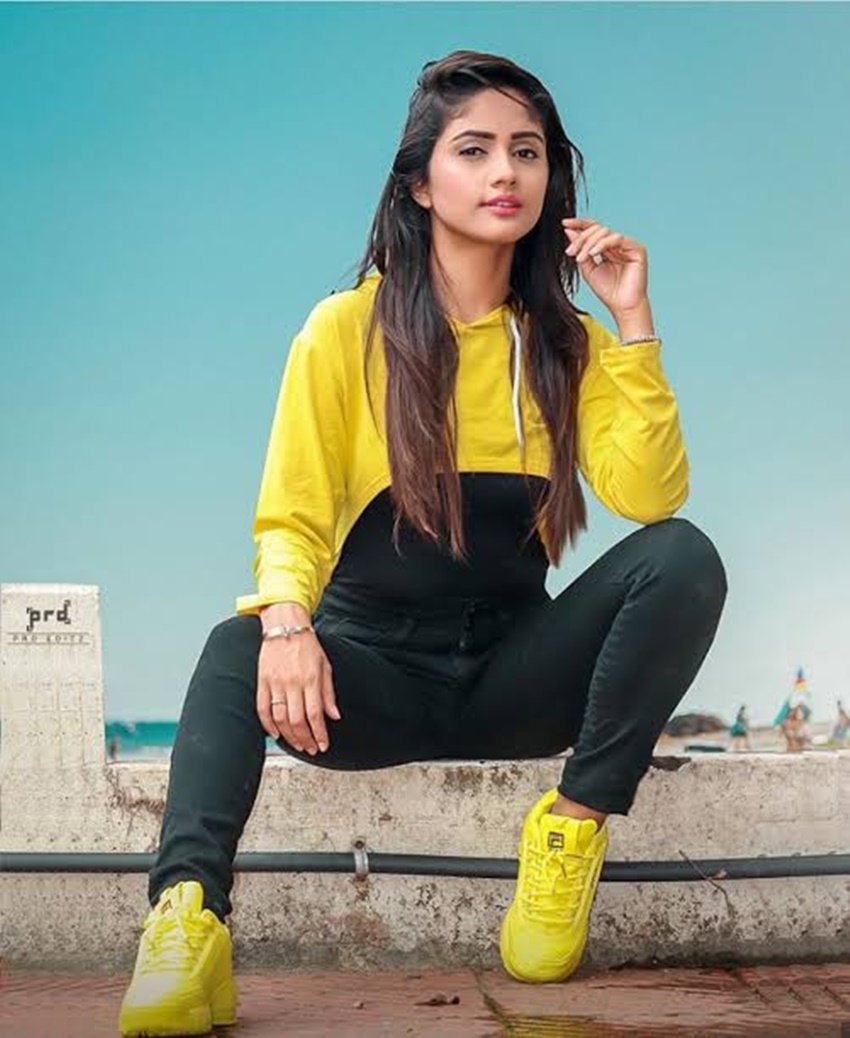 Nisha Guragain ने पिछले साल सोशल मीडिया में कहा था कि वह क्रिकेटर केएल राहुल से शादी करना चाहती हैं।