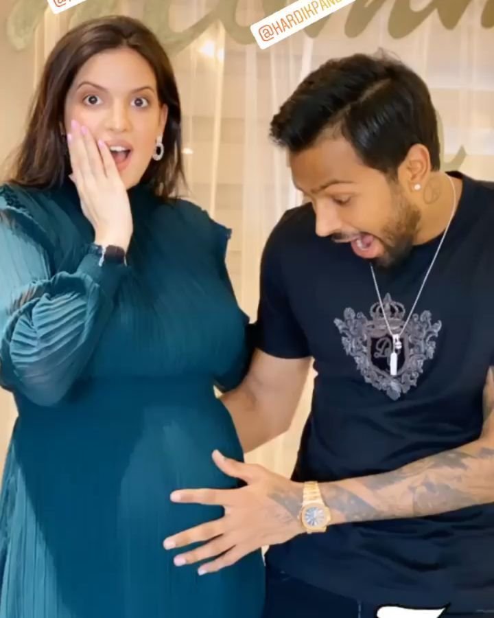 hardik pandya, hardik pandya kid, natasha stankvoic, hardik pandya troll, natasha stankvoic, natasha stankvoic hardik pandya age defference, hardik pandya troll, DJ Wale Babu, Hardik pandya, yuvraj singh, pankhuri sharma age, krunal pandya, virat kohli, anushka sharma, hardik pandya marriage, hardik pandya kofee with karan, Entertainment News,Bollywood News,Hindi Movies News,pregnancy,Natasa Stankovic,Instagram,Hardik Pandya,first child,Cricketer,Bollywood