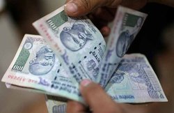 कोरोना संकट में भारतीयों की औसत कमाई में आई 5 फीसदी की गिरावट, दिल्ली, चंडीगढ़ और गुजरात में कहर