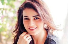 Radhikaनेपोटिज्म को लेकर राधिका मदान ने कहा कि हमें बस अपने काम पर ध्यान देना चाहिए। लड़ाई का कोई मतलब नहीं।adan, Pataakha, Angrezi Medium, Student of the Year,