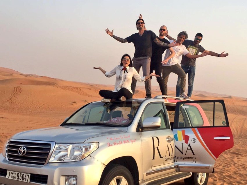 यूसुफ इब्राहिम सनी लियोनी और डेनियल के साथ वैकेशन पर भी जाते हैं।