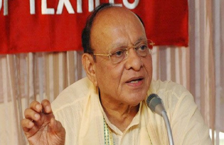 शंकर सिंह वाघेला ने एनसीपी पार्टी की सक्रिय सदस्यता छोड़ दी है। (indian express file)