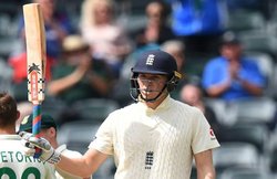 इंग्लैंड के 22 साल के बल्लेबाज जॉक क्राउले की मांग, शौकिया क्रिकेट पर हटे बैन