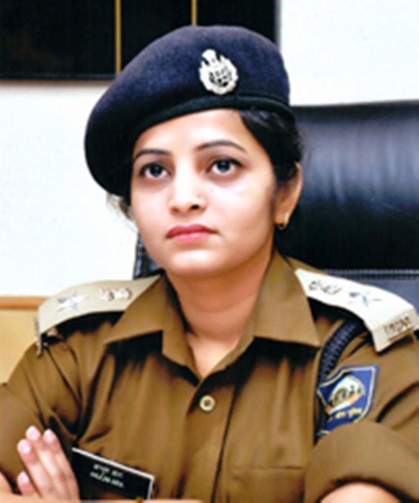 माता-पिता का सपना था कि बेटी आईएएस अफसर बने। अंजुम आरा ने भी इस सपने को अपना बना लिया और तैयारी में जुट गईं। अंजुम बीटेक करते हुए यूपीएससी की तैयारी करती रहीं। साल 2011 में दूसरे प्रयास में ही अंजुम आरा को सफलता प्राप्त हुई।