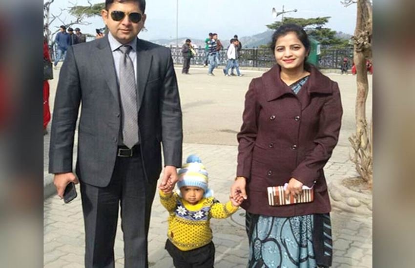अंजुम आरा और यूनुस खान के इस कदम ने लोगों का दिल जीत लिया था। मीडिया से लेकर सोशल मीडिया तक में इनकी जमकर तारीफ हुई थी। अंजुम आरा और यूनुस को पहले से एक बेटा भी है। (Photos: Socoial Media)
