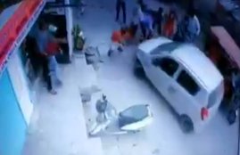 Delhi, Chilla, Sub Inspector