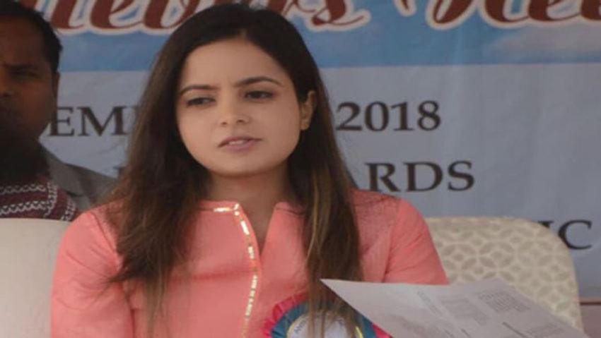 गरिमा झारखंड कैडर की आईएएस हैं। बतौर आईएएस गरिमा सिंह काफी सराहनीय काम कर रही हैं।