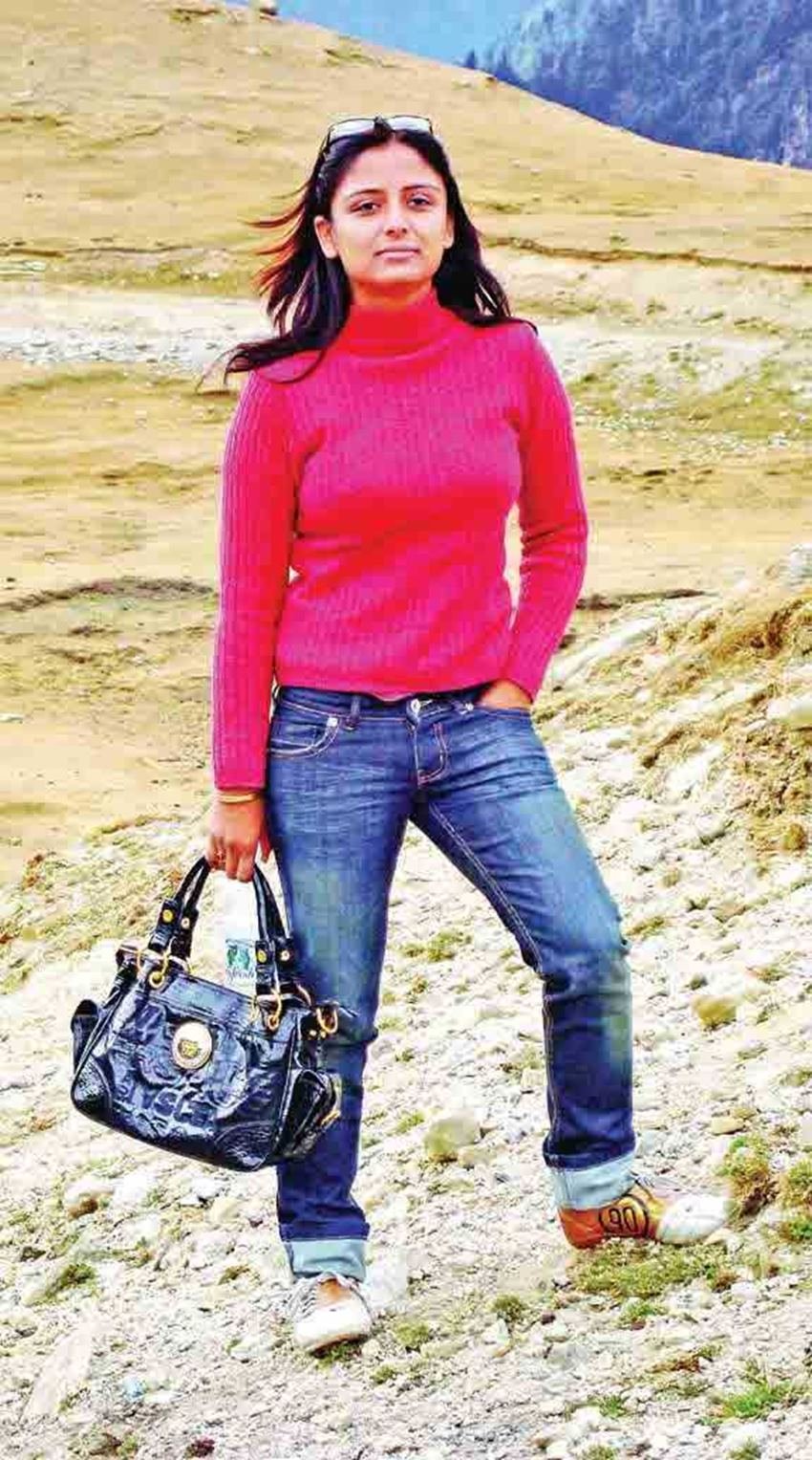 दिल्ली में किम शर्मा ने लेडी श्रीराम कॉलेज से ग्रैजुएशन और फिर हिन्दू कॉलेज से पीजी किया। वहीं, दिल्ली यूनिवर्सिटी से इन्होंने एम.फिल किया है।