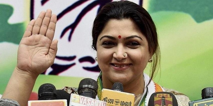 खुशबू सुंदर ने अपनी राजनीतिक पारी की शुरुआत करुणानिधि की पार्टी डीएमके से की। फिर 2014 में कांग्रेस में शामिल हो गईं।