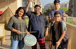 The Kapil Sharma Show: बच्चा यादव शो में हैं कुंवारे, लेकिन असल जिंदगी में अपनी शादीशुदा जिंदगी में हैं बेहद खुश, जानिये इनकी लव स्टोरी
