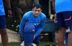 ‘सौरव गांगुली की वजह से आईसीसी ट्रॉफी जीत सके महेंद्र सिंह धोनी’, वर्ल्ड कप फाइनल के हीरो का दावा