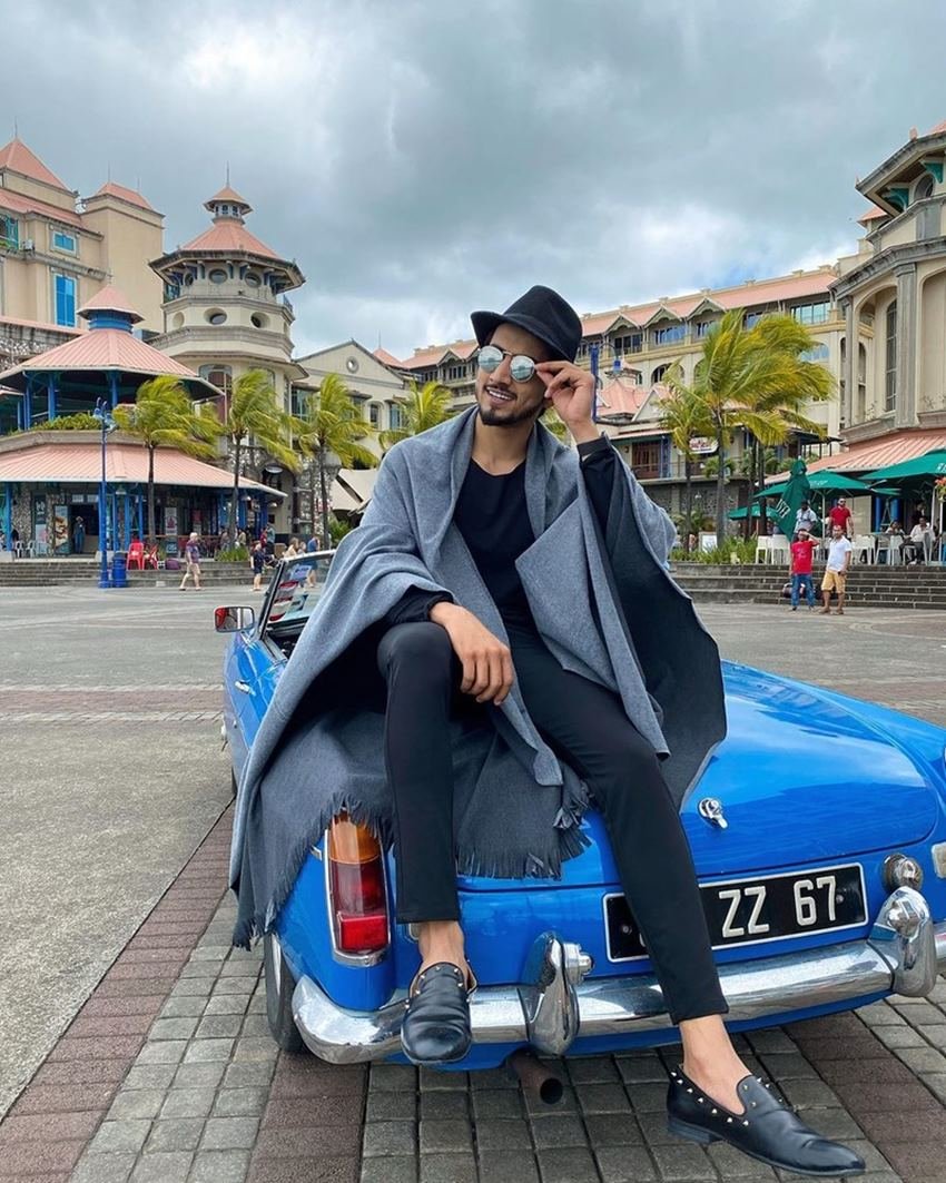 मिस्टर फैसू की ये तस्वीर उनके मलेशिया टूर के दौरान की है।