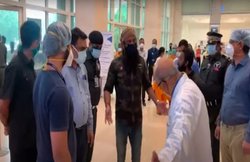 महाराष्ट्र: अस्पताल में चिकित्सक को हड़काते नजर आए शिवसेना नेता नितिन नंदगांवकर, वीडियो वायरल