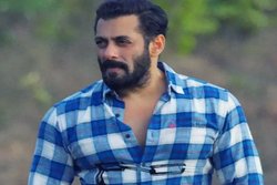 Bigg Boss 14: नए सीजन में कौन कौन से सेलेब्स मारेंगे बिग बॉस के घर में एंट्री? सामने आई Salman Khan के शो की कंटेस्टेंट लिस्ट!