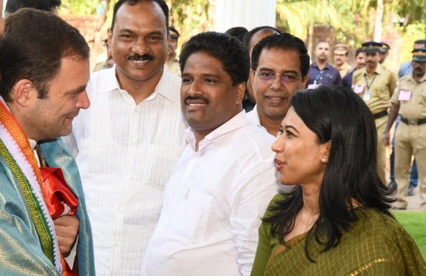 Shama Mohamed, AICC, Congress