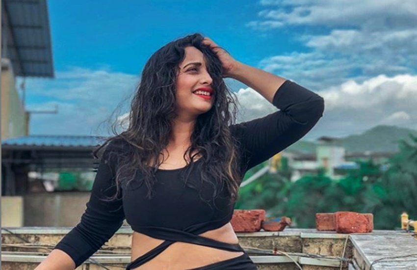 Rani chatterjee rommance with Siddharth Shukla,