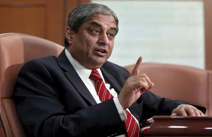 HDFC बैंक के सीईओ आदित्य पुरी ने बॉस से कहा था, जितना कहेंगे उतना होगा मुनाफा, हर दिन फोन करना बंद करें