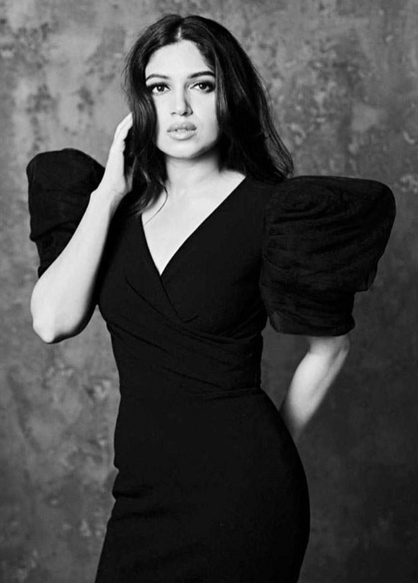 भूमि पेडनेकर।