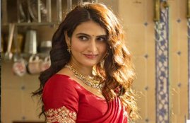 Fatima Sana Shaikh, marriage, Shahrukh Khan Fatima Sana cry, film one 2 ka 4 shooting