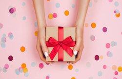 Friendship Day 2020 Gifts Ideas: फ्रेंडशिप डे पर दोस्तों को दें ये गिफ्ट और कराएं खास महसूस