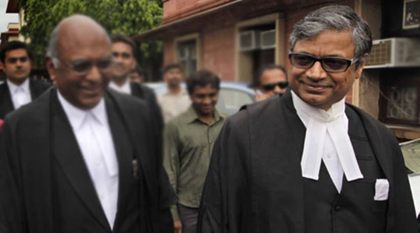 गोपाल सुब्रमण्यम साल 2009 से 2011 तक भार के सोलिसिटर जनरल भी रह चुके हैं। उन्होंने केंद्र सरकार के शिक्षण संस्थानों में ओबीसी कोटा और दिल्ली में सीलिंग जैसे मुद्दों पर भी कोर्ट में बहस की थी। साल 2017 में बिजनेस स्टैंडर्ड की एक रिपोर्ट के मुताबिक गोपाल सुब्रमण्यम बतौर फीस 5.5 लाख से 15 लाख रुपए तक लेते हैं। <a href="https://www.jansatta.com/photos/picture-gallery/upsc-nda-na-i-admit-card-2017-released-at-upsc-gov-in-candidates-download-the-exam-e-admit-card-before-23-april-know-exam-date-and-steps-to-download-hall-tickets-check-updates-here/291361/">जानिए देश के दूसरे नामी वकील कितनी लेते हैं फीस</a>