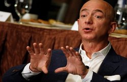 जेफ बेजोस ने अमीरी के अपने ही रिकॉर्ड को तोड़ा, पूर्व पत्नी तलाक में मिली संपत्ति से महिलाओं में दूसरे नंबर पर