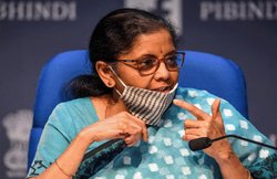 जीएसटी में छूट का दायरा हुआ दोगुना, अब 40 लाख तक सालाना टर्नओवर वाले कारोबारियों को टैक्स में छूट