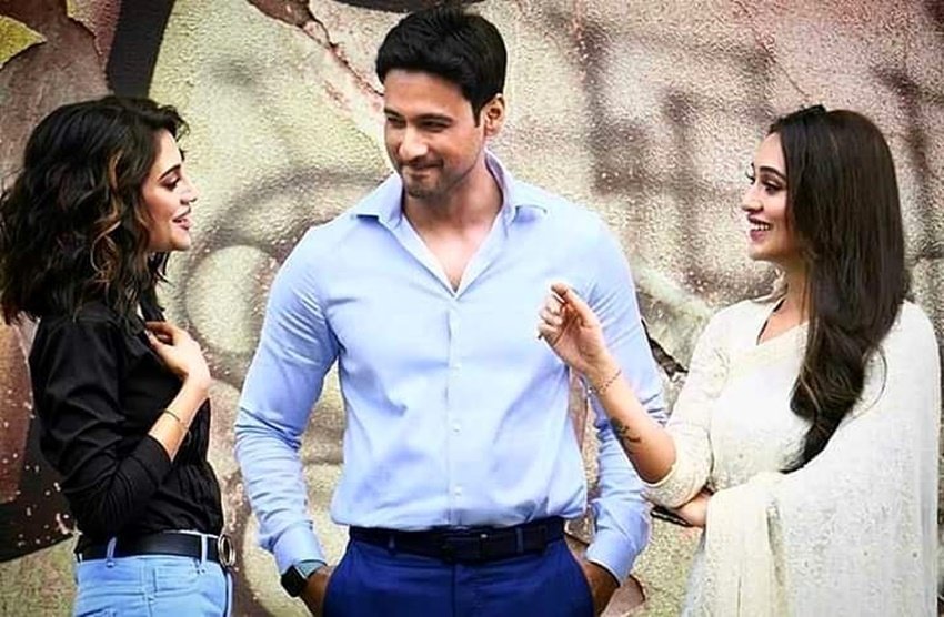 Nusrat Jahan,Mimi Chakraborty,SOS Kolkata,Yash Dasgupta