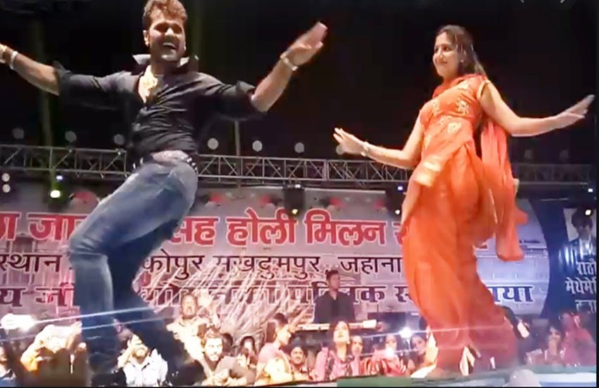 ThrowBack: जब खेसारी लाल संग सपना चौधरी ने जमाया रंग
