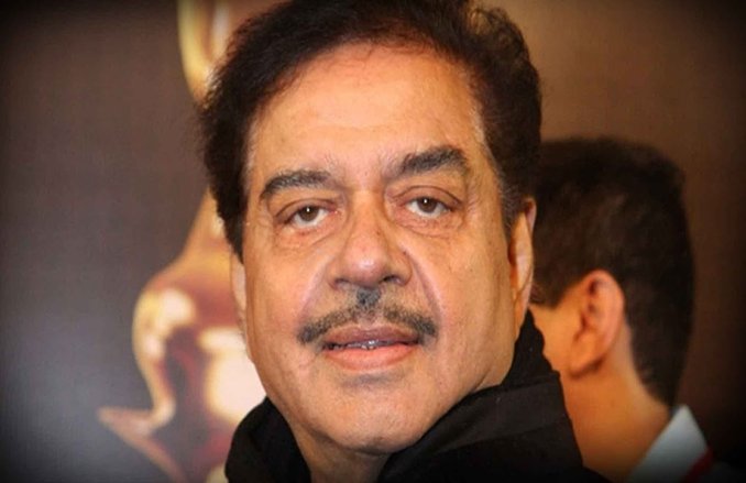 ‘हर बात पर नेहरू-गांधी परिवार को कोसना बंद करिये, ये ब्लेम गेम ठीक नहीं’, शत्रुघ्न सिन्हा ने दी नसीहत; आने लगे ऐसे कमेंट