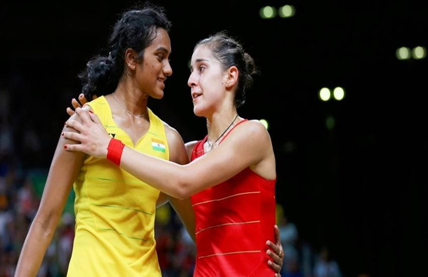भारत में साइना को छोड़कर अगर किसी खिलाड़ी ने सिंधु को परेशान किया है तो वो स्पेन की कैरोलिन मारिन हैं। उन्होंने 14 में से 8 मुकाबलों में सिंधु को हराया।