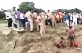 UP Police, Social Distancing, Lockdown