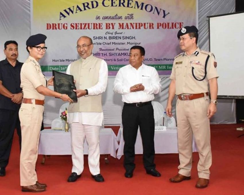 थोउनाओजम बृंदा अभी नार्कोटिक्स ऐंड अफेयर ऑफ बॉर्डर ब्यूरो (एनएबी) मैं तैनात हैं। इस पद पर रहते हुए उन्होंने ड्रग्स के धंधे की ऐसी तैसी कर रखी है।