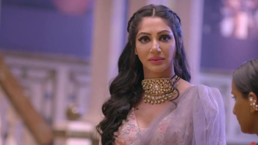 'इश्कबाज़' फेम रेहाना पंडित की भी 'कुमकुम भाग्य' में एंट्री हुई है। रेहाना शो में आलिया का रोल प्ले करेंगी।