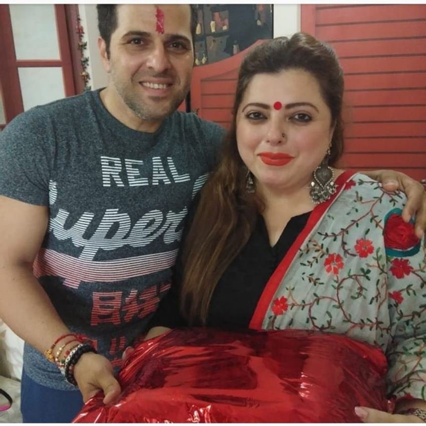 डेलनाज और बख़्तियार ईरानी।