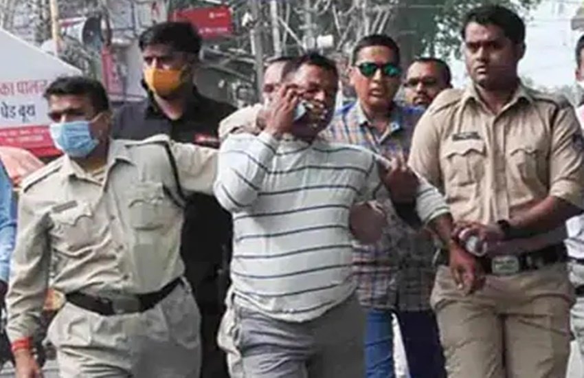 विकास दुबे की गिरफ्तारी और मुठभेड़ में उसके मारे जाने ने कई गंभीर सवाल खड़े किए हैं। 
