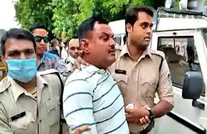 विकास दुबे के ठिकाने पर रेड से पहले शहीद डीएसपी का एसपी संग बातचीत का ऑडियो वायरल- लोकल एसओ के अपराधी से हैं लिंक